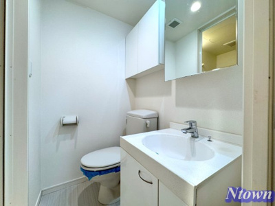 【洗面所】 | ヴェリテール本陣 | 脱衣スペースもあります