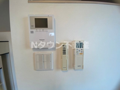 【セキュリティ】 | クリアス | モニター付きインターフォンです