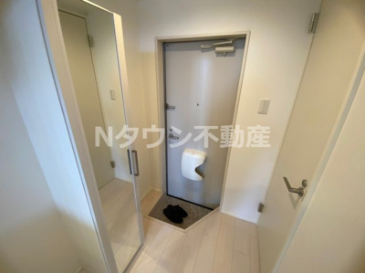 【玄関】 | クリアス | 明るい玄関です