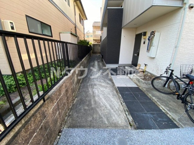 【エントランス】 | K Flat | 毎日通るエントランスはこのようになっています