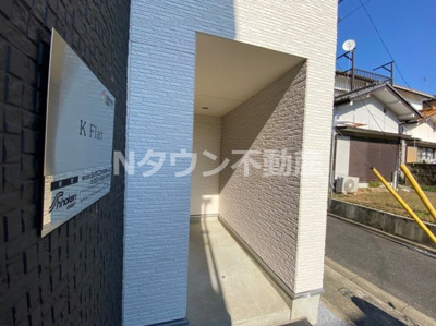 【エントランス】 | K Flat | 毎日通るエントランスはこのようになっています