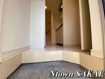 【玄関】 | オーフォレスト | 収納もある玄関です