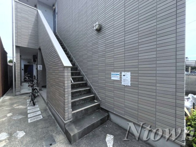 【エントランス】 | パルティール名塚 | ゆとりのあるエントランスです