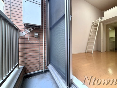 【バルコニー】 | シェモア千種公園 | 外からの目が気にならないバルコニーで洗濯物が干せます