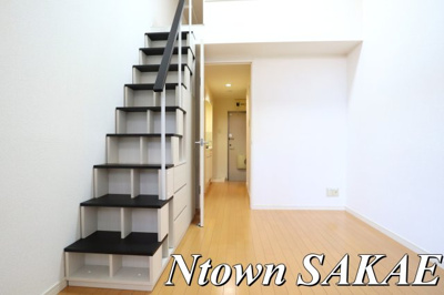 【玄関】 | loft4千種 | 明るい玄関です