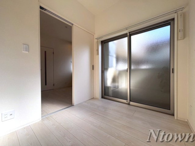 【その他】 | ハーモニーテラス押木田町 | 個人の部屋や寝室として使える洋室です