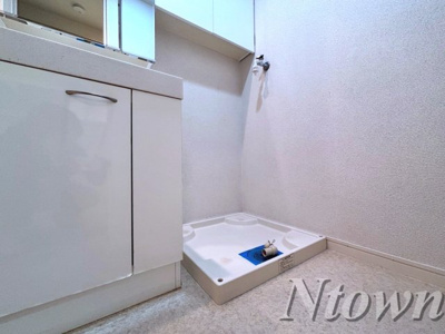 【設備】 | カーサ・ルチア千種B | 洗濯機置き場です