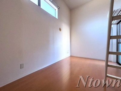 【居間・リビング】 | カーサ・ルチア千種B | ゆったり過ごせるリビングです