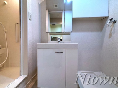 【独立洗面台】 | カーサ・ルチア千種B | 独立洗面台で身支度をすべて済ませてしまいましょう