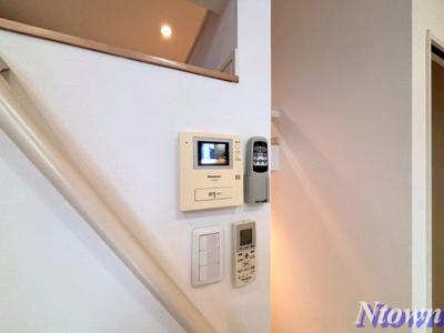 【セキュリティ】 | SEAPRAIRIE (シープレーリー) | モニター付きインターフォンです。