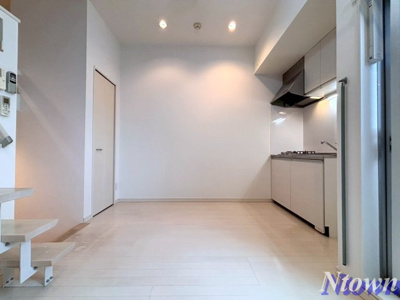 【居間・リビング】 | SEAPRAIRIE (シープレーリー) | こちらのリビングで趣味の時間をお楽しみください