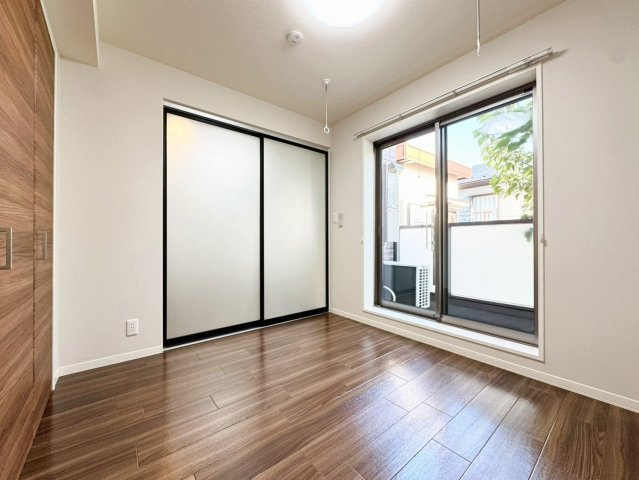 ラウレアの洋室