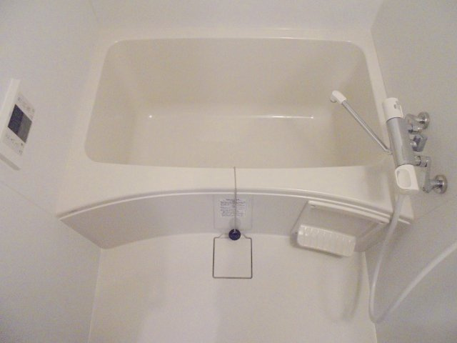 カーサグランデ本八幡の浴室