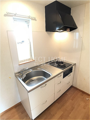 【キッチン】 | わかば苑Ⅲ | きれいなキッチンです
同型タイプです