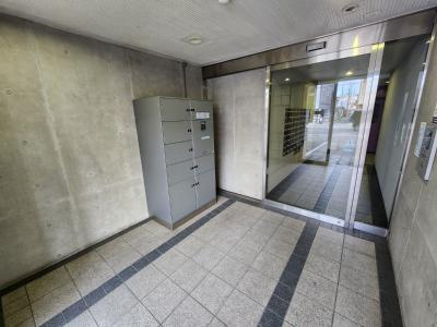シャントール二条のエントランス