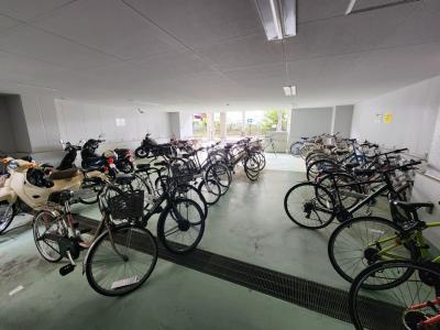 シャントール二条の駐車場|駐輪場