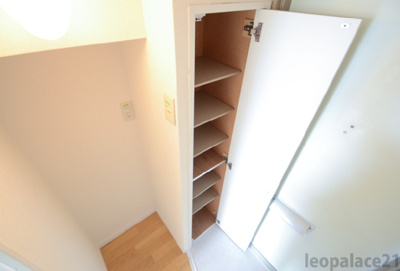 【玄関】 | ファザーンA