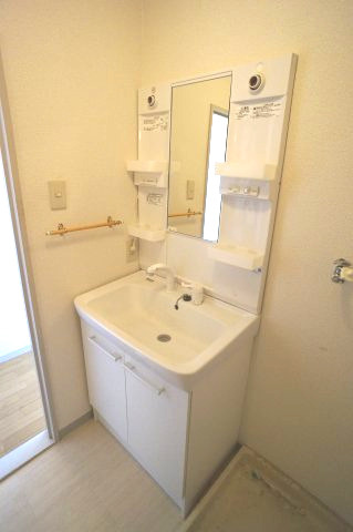 船橋市前原西２丁目の賃貸マンションの独立洗面台