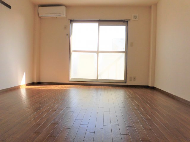 SurplusⅠSky hills　Ａ棟の洋室|イメージ写真