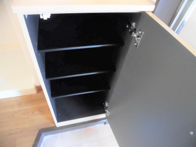 SurplusⅠSky hills　Ａ棟の玄関|イメージ写真