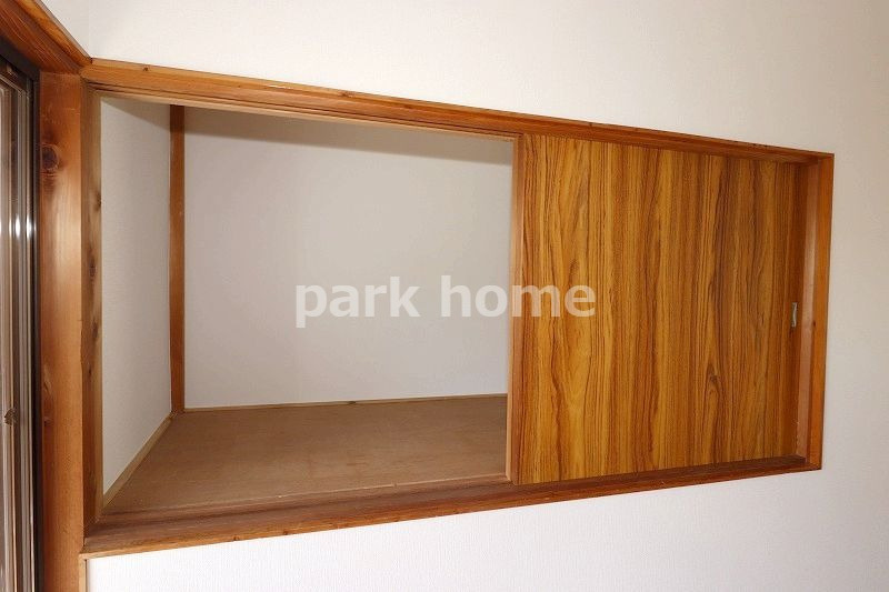 高知市東雲町　中古住宅の収納