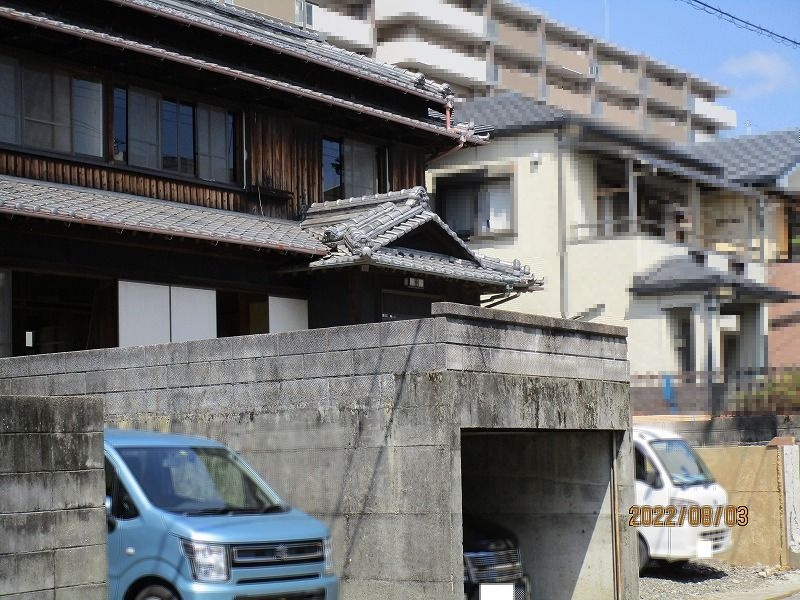 高知市東雲町　中古住宅の外観