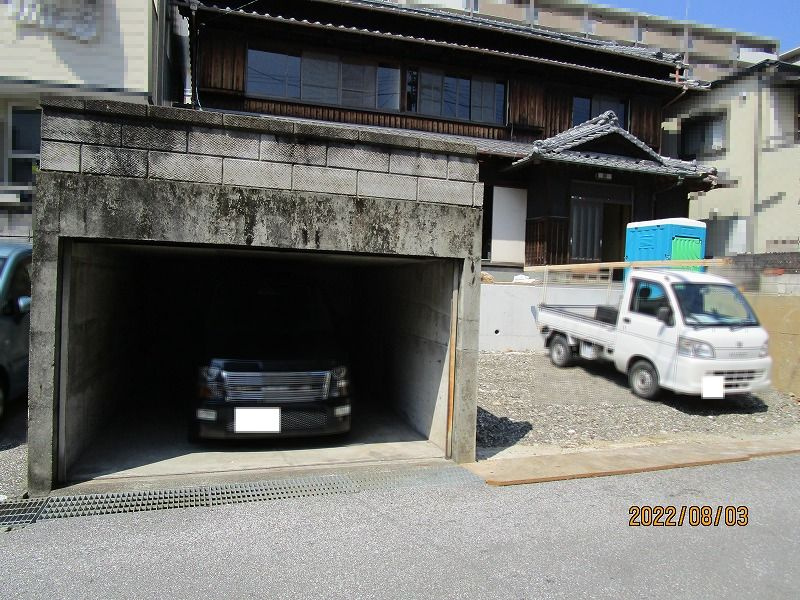 高知市東雲町　中古住宅の外観