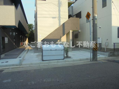 【エントランス】 | ヴァンクール中小田井