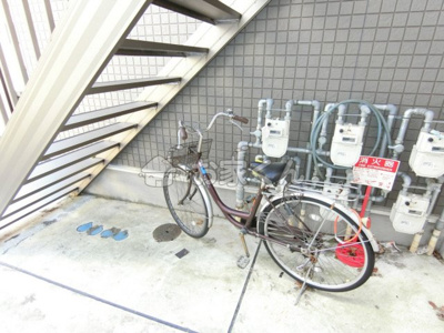 【駐車場】 | スノーグランデ上沢 | 駐輪スペース