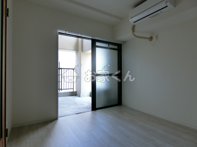 【寝室】 | ポコアポコ須磨板宿 | 室内