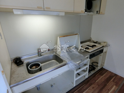 【キッチン】 | グリーンハイツ妙法寺B棟 | システムキッチン（ガス3口グリル付き）(改装中の写真になります)