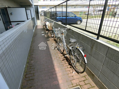 【駐車場】 | グレイスハイツ東須磨 | 駐輪スペース