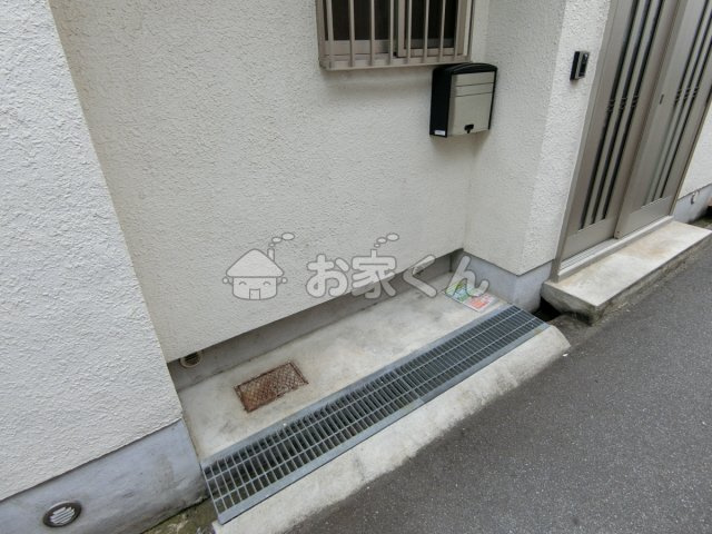【駐車場】 | 東尻池町2丁目戸建 | 駐輪スペース