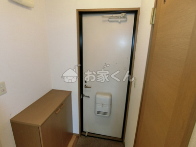 【玄関】 | 月見山サンハイム | シューズボックス付き玄関