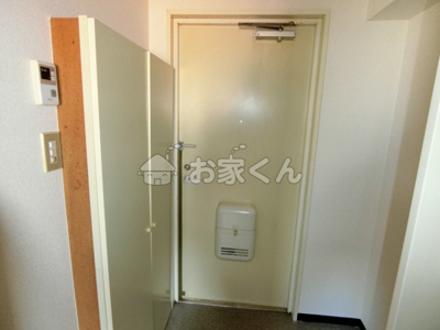 【玄関】 | フルール板宿 | シューズボックス付き玄関