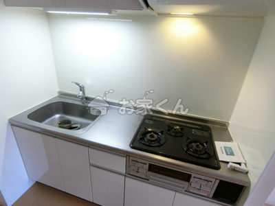 【キッチン】 | クレールメゾン | システムキッチン（ガス3口グリル付き）