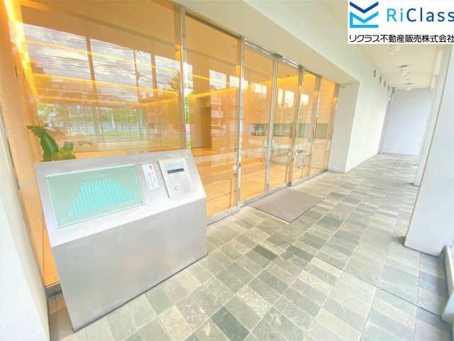 ジェイグラン須磨海浜公園のエントランス|清潔なエントランスです