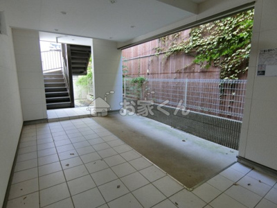 【駐車場】 | ワコーレヴィアーノ須磨関守町 | 駐輪場