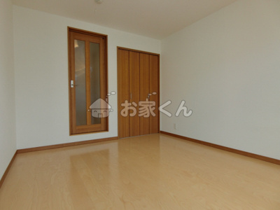 【寝室】 | ワコーレヴィアーノ須磨関守町 | 室内