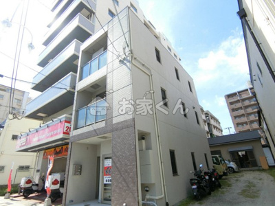 【駐車場】 | Reve | 駐輪スペース