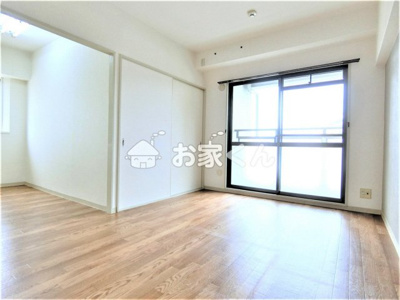 【居間・リビング】 | ハピネス東須磨 | 洋室