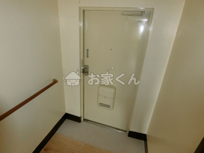 【玄関】 | 丸吉マンション | 玄関