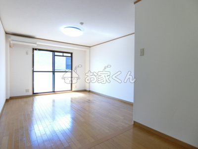 【居間・リビング】 | フルール須磨 | 洋室