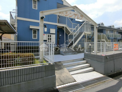 【エントランス】 | メゾンシンデレラ