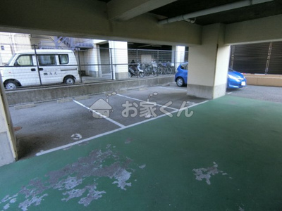 【駐車場】 | ル・パレ須磨