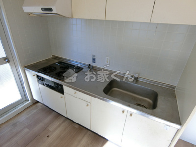 【キッチン】 | ル・パレ須磨 | システムキッチン（ガス3口グリル付き）