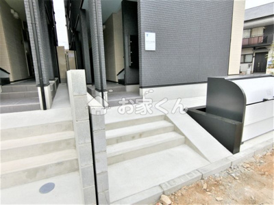 【エントランス】 | メゾン・ソレイユ