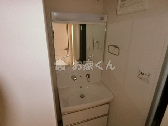 【洗面所】 | precioso神戸 | シャンプードレッサー(別のお部屋の写真になります)
