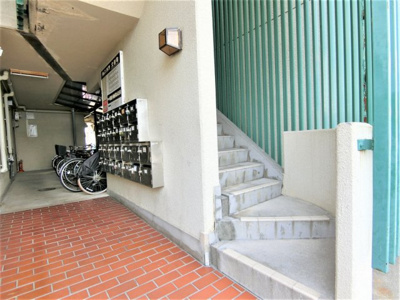 【エントランス】 | グレイスハイツ大田町