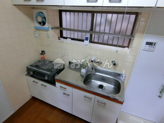 【キッチン】 | 妙法寺東谷テラスハウス | キッチン（ガス2口グリル付き）